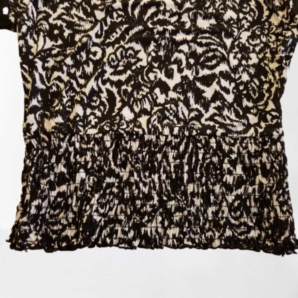 Alfani Floral Pullover Top Round Neckline Short Sleeves Black White Print Small - Picture 6 of 13